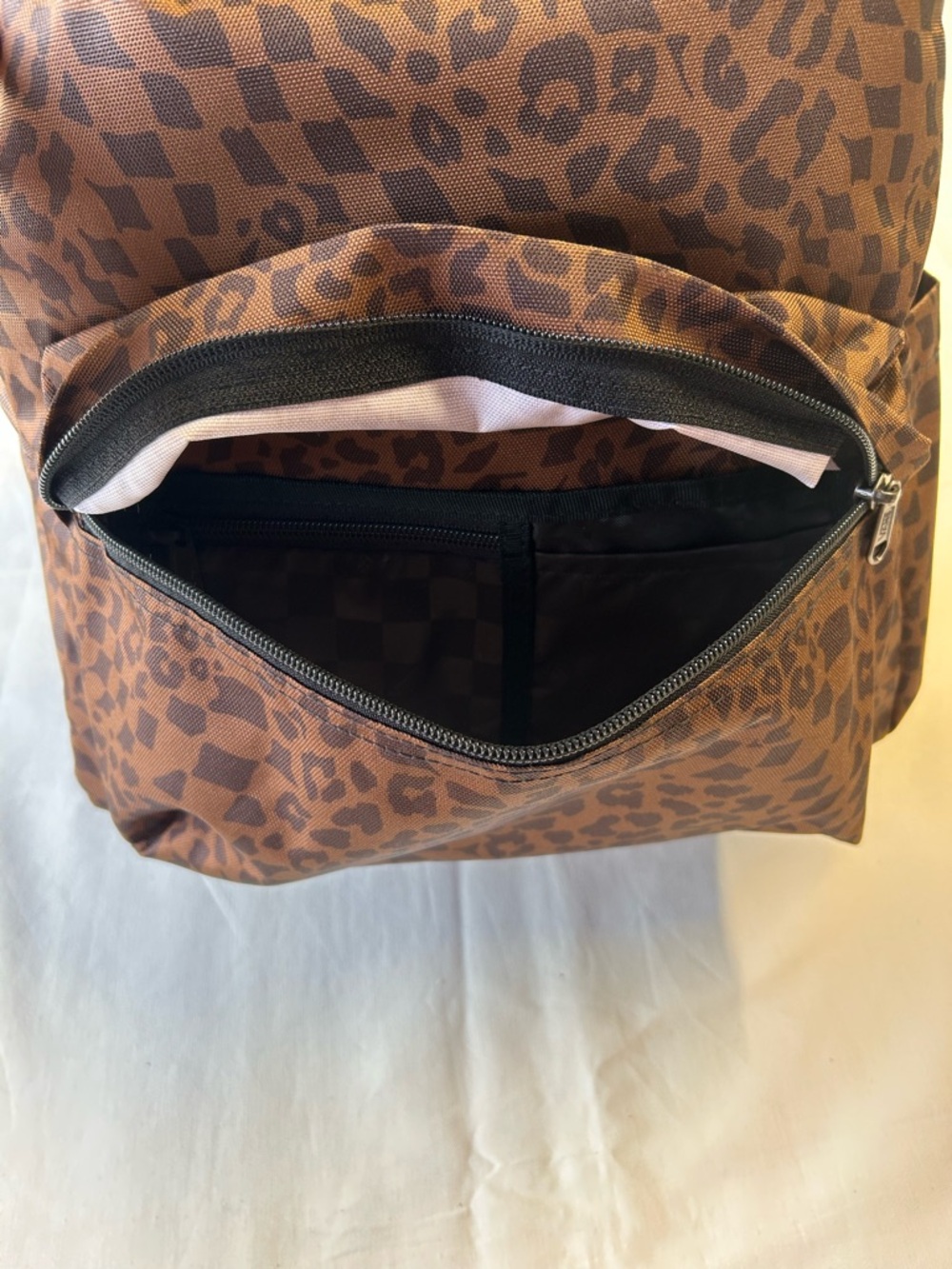 Vans Backpack - Picture 4 of 7